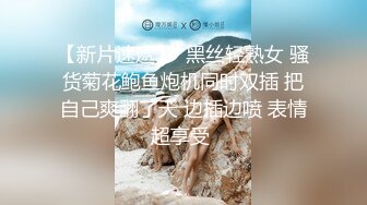 商场女厕全景偷拍黑丝短裙美女 肥臀嫩逼一条缝