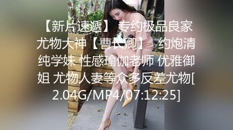 最新流出福利，NTR骚妻性感极品崇黑讨黑BBC女神【爱已婚少妇】私拍，被黑驴屌花式爆肏3P生猛，国屌已经满足不了 (10)