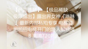  开档黑丝大奶子风骚人妻伺候蒙面大哥激情啪啪啪，多体位爆草抽插，床边交深喉玩弄大骚奶子