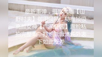 《极品CP❤️魔手外购》近景热闹商场女厕刁钻位置偸拍超多小姐姐方便还有制服女，能看脸又能看私处，半蹲式撅个大腚过瘾极了