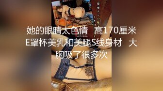 大屁股露脸少妇深夜发骚，全程露脸道具玩弄骚穴，给大哥口交大鸡巴吃奶舔逼，压在身下爆草全射