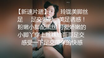 熟女人妻 平常你偷不偷情 偶儿 水好多逼好粉是不是很少做 聊聊天吃奶摸逼 上床上位骑乘打桩